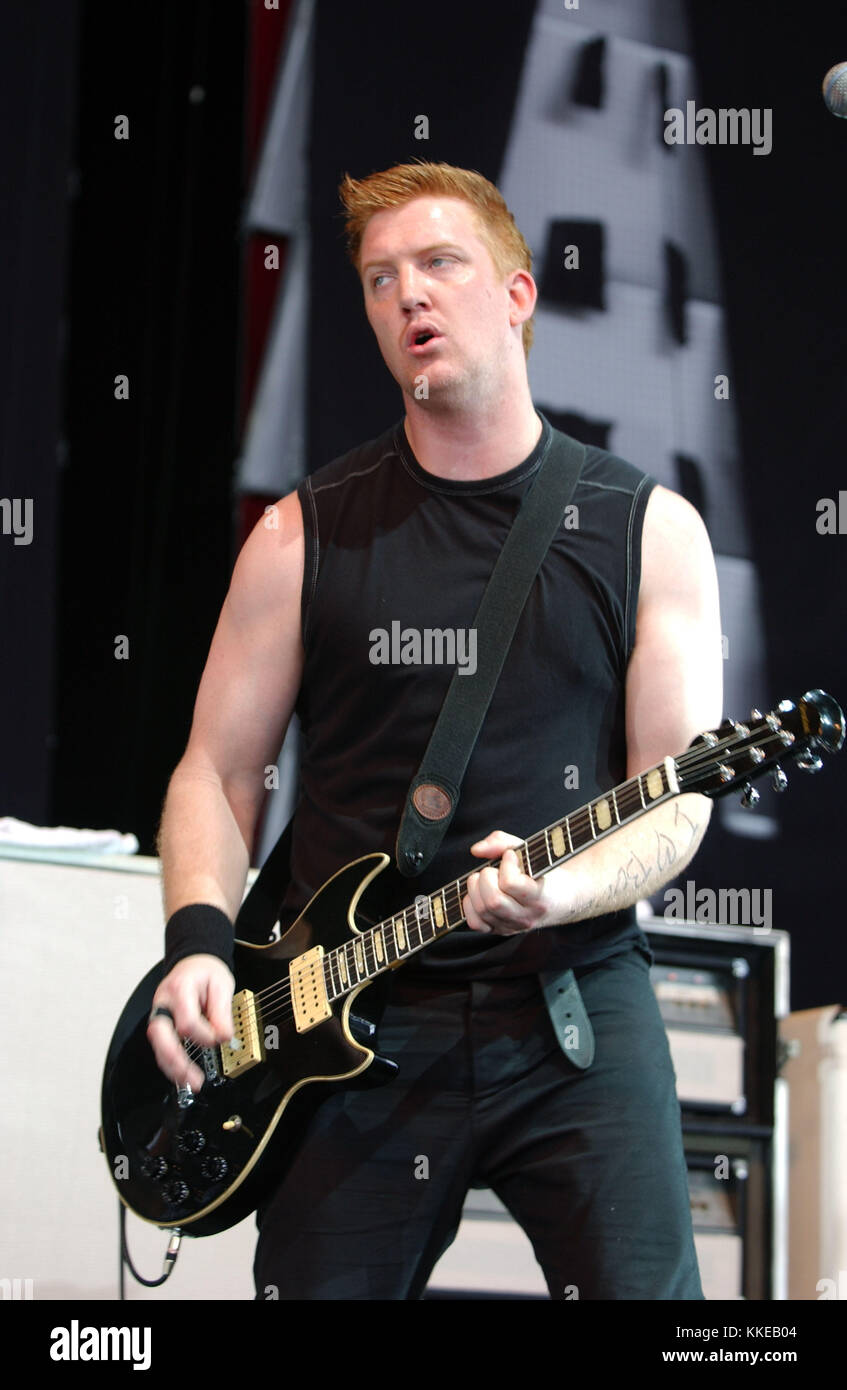 WEST PALM BEACH, FL - AUGUST 08: Josh Homme of Eagles Of Death Metal perform at the Sound Advice Amphitheater on August 8, 2003 in West Palm Beach Florida.   People:  Josh Homme Stock Photo