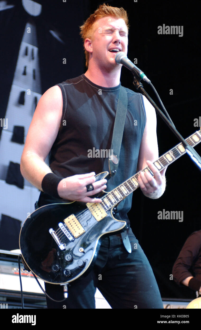 WEST PALM BEACH, FL - AUGUST 08: Josh Homme of Eagles Of Death Metal perform at the Sound Advice Amphitheater on August 8, 2003 in West Palm Beach Florida.   People:  Josh Homme Stock Photo