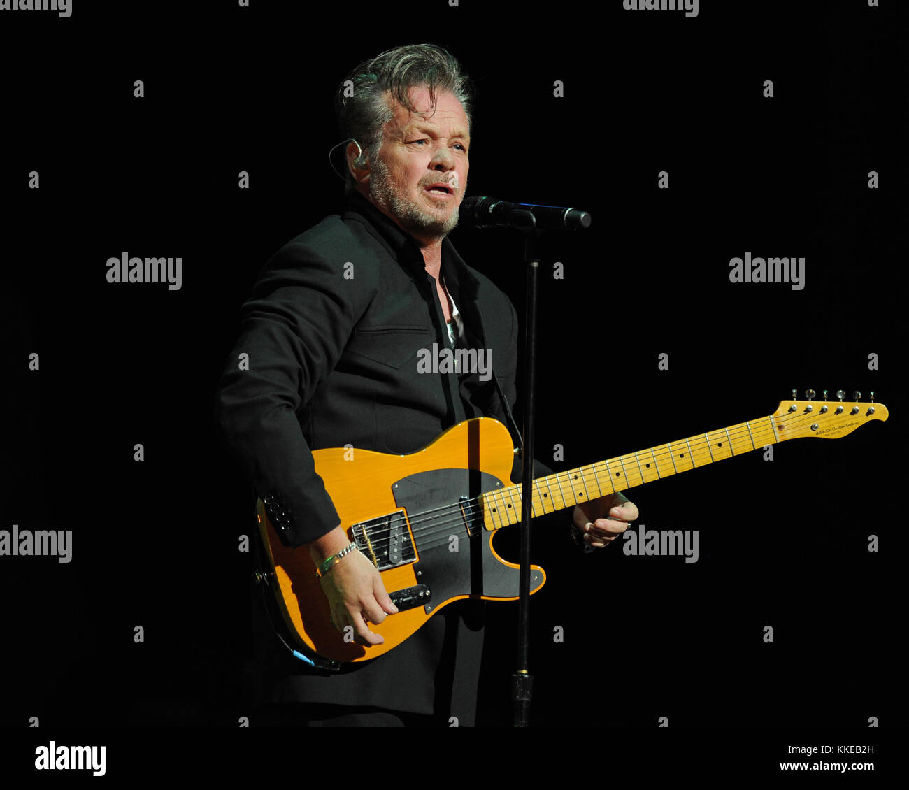 John mellencamp hi-res stock photography and images - Alamy