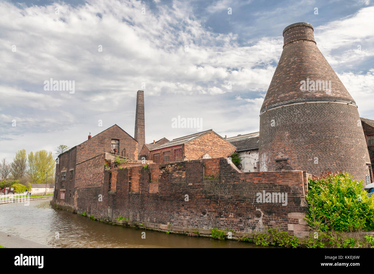 Middleport, Staffordshire, UK April 26 2008 A Bottle Kiln at the Top