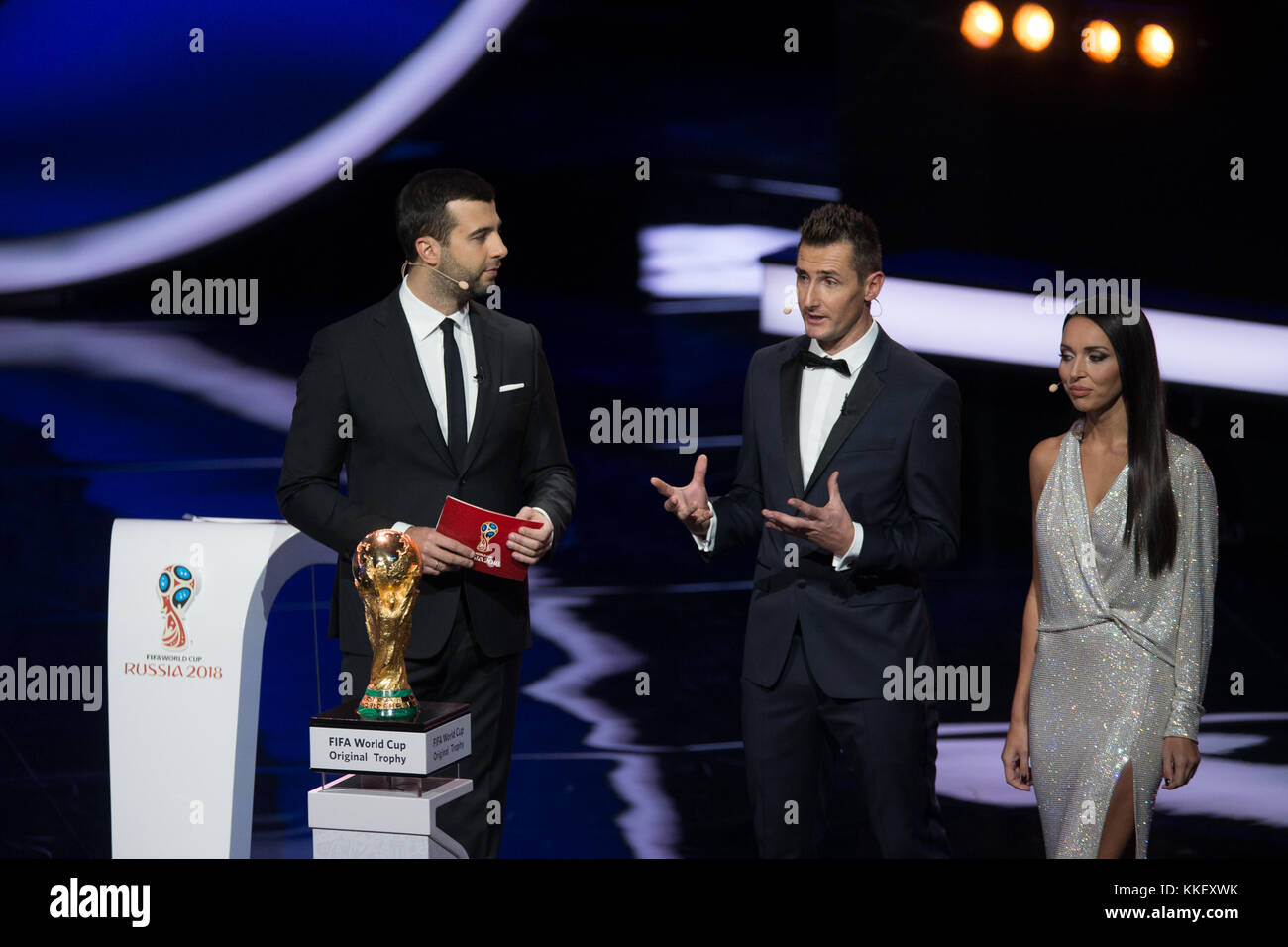 Moscow, Russia. 1st Dec, 2017. Germany's former soccer player Miroslav Klose (C) speaks after presented the 2018 FIFA World Cup trophy during the Final Draw of the FIFA World Cup 2018 at the Kremlin Palace in Moscow, capital of Russia, Dec. 1, 2017. Credit: Bai Xueqi/Xinhua/Alamy Live News Stock Photo