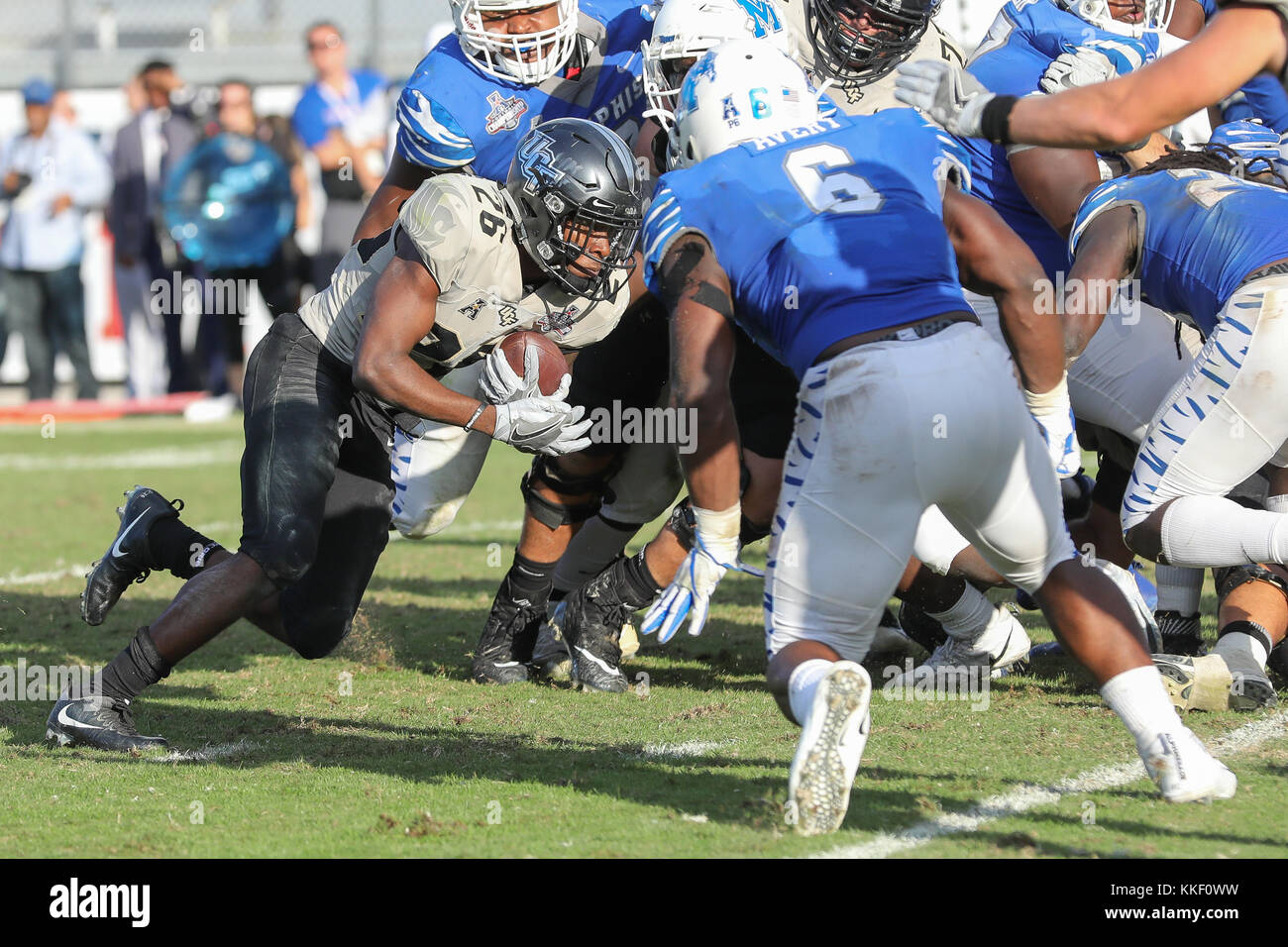 Orlando, FL, USA. 2nd Dec, 2017. UCF's Otis Anderson #26 cuts towards the end zone just before scoring the game winning touchdown during the AAC Championship football game between the UCF Knights and the Memphis Tigers at the Spectrum Stadium in Orlando, FL. Kyle Okita/CSM/Alamy Live News Stock Photo