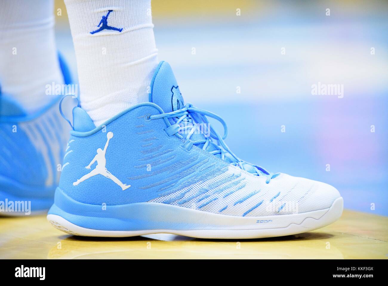 tarheel basketball shoes