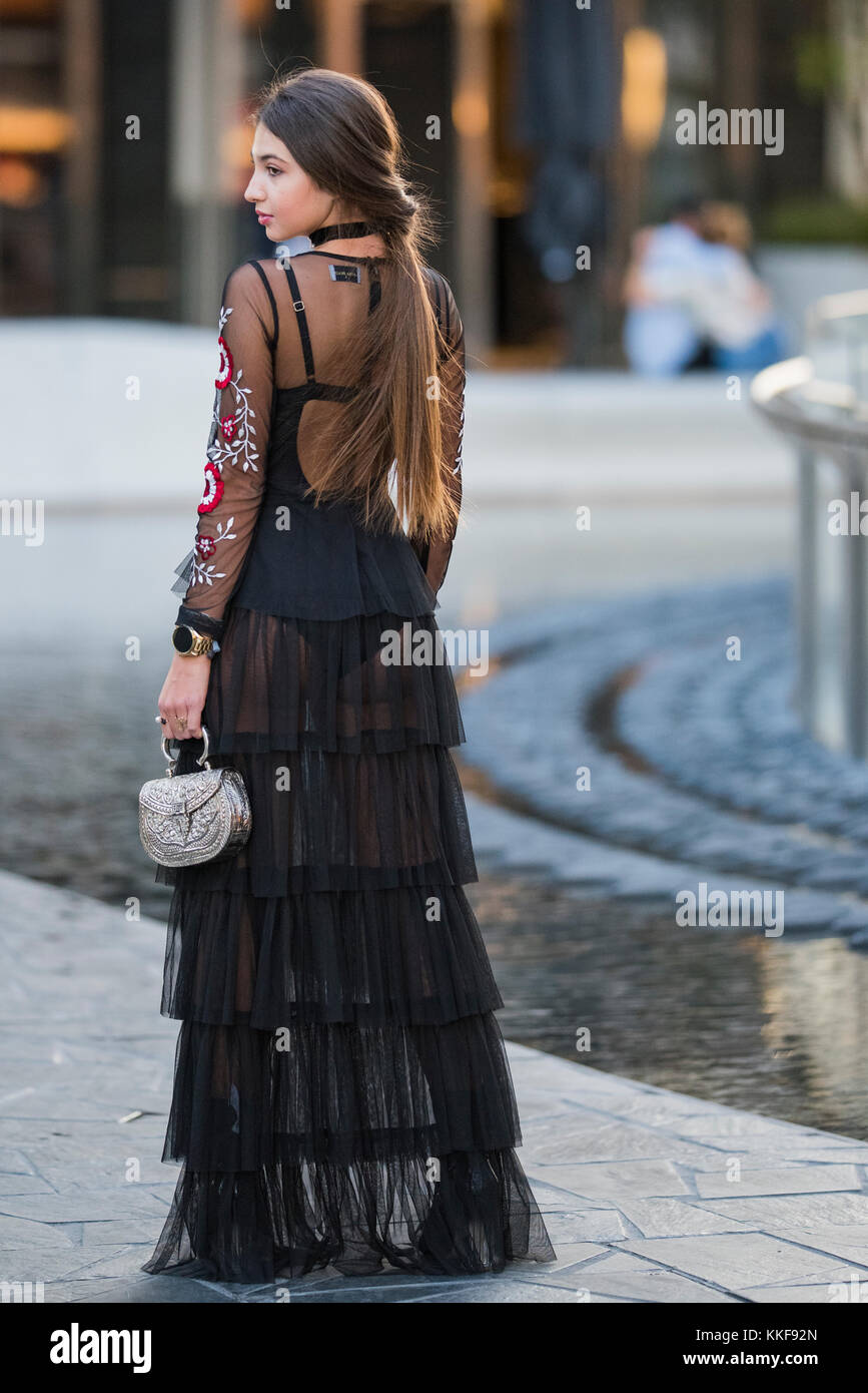 Clothing fall winter woman hi-res stock photography and images - Page 20 -  Alamy