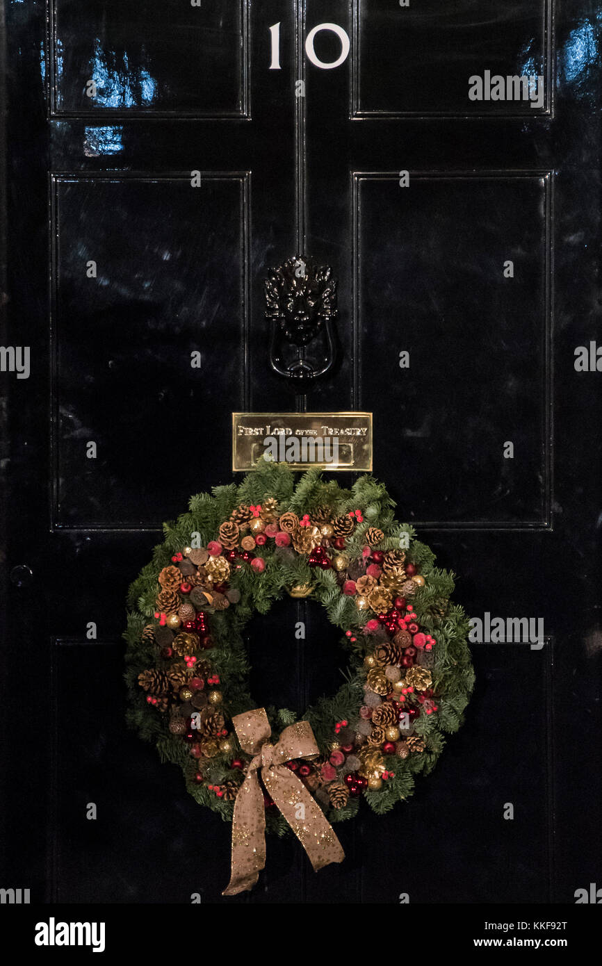 London, UK . 06th Dec, 2017. The wreath on the door - The Downing Street Christmas tree lights are switched on serenaded by a traditional children’s choir singing carols. Credit: Guy Bell/Alamy Live News Stock Photo