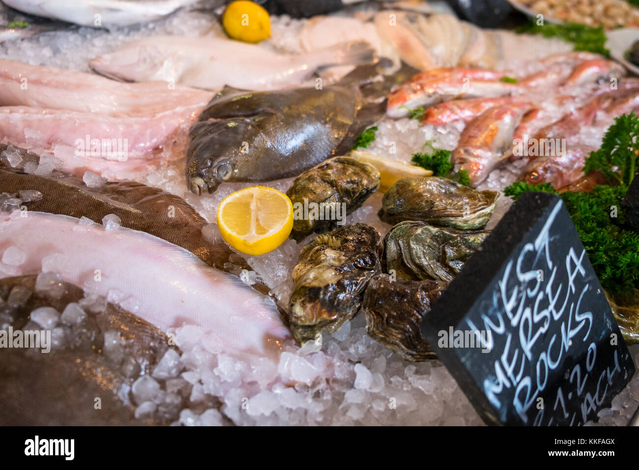 Fresh fish counter hires stock photography and images Alamy