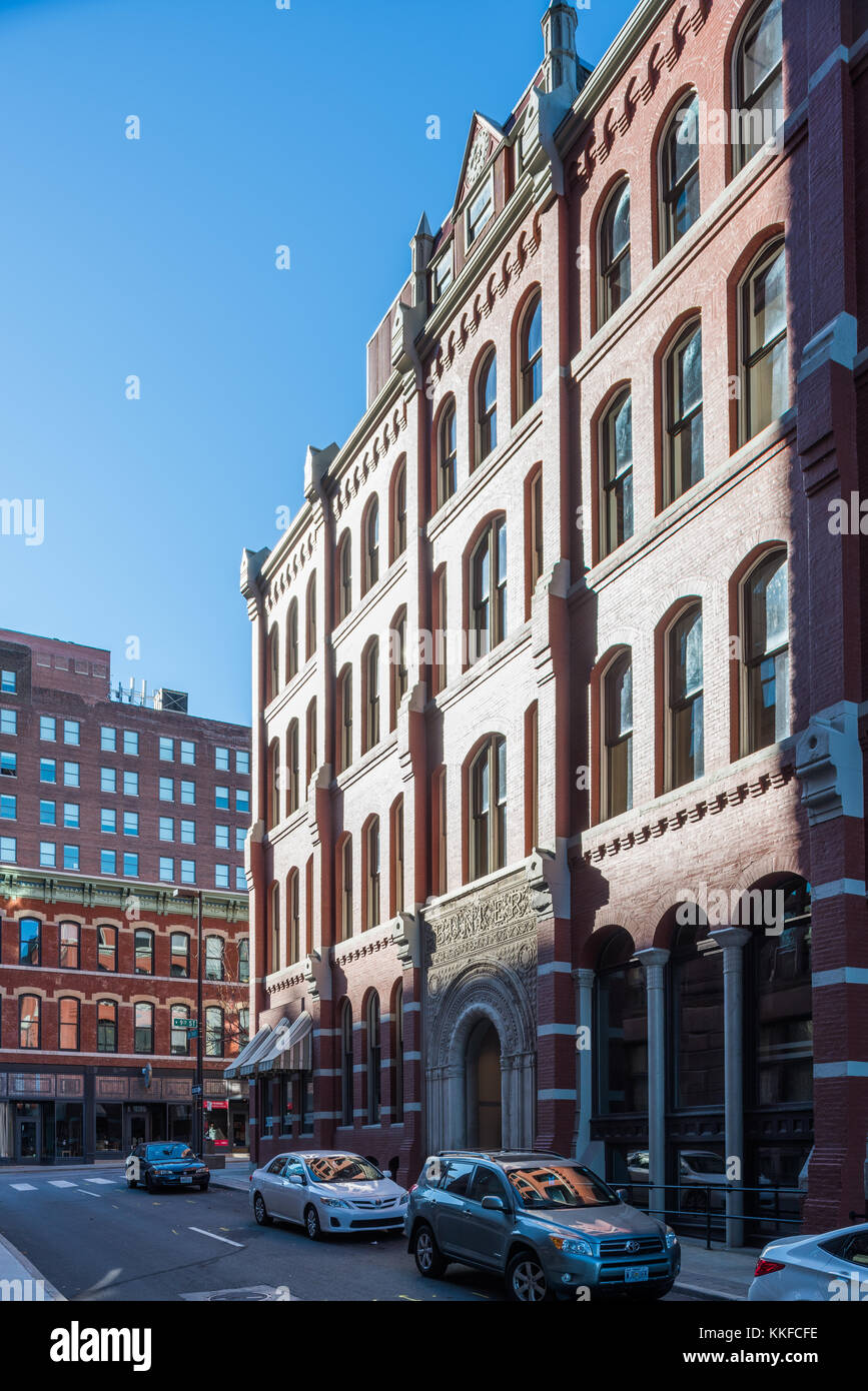 The Bunker Building in downtown Kansas City Stock Photo Alamy