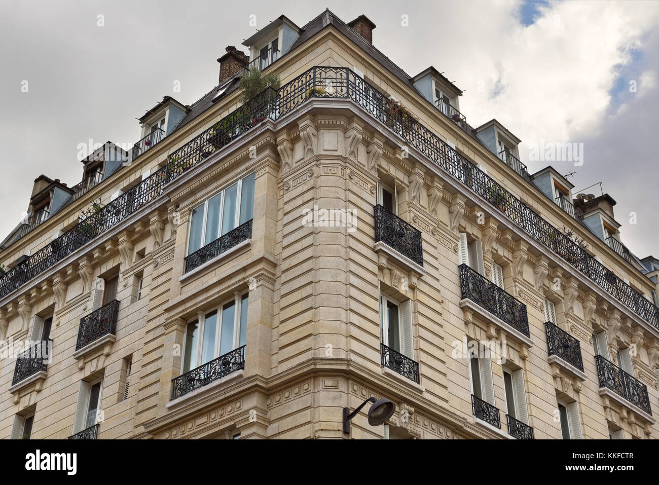 17 Bis Rue Campagne Première 75014 Paris Campagne High Resolution Stock Photography and Images - Alamy