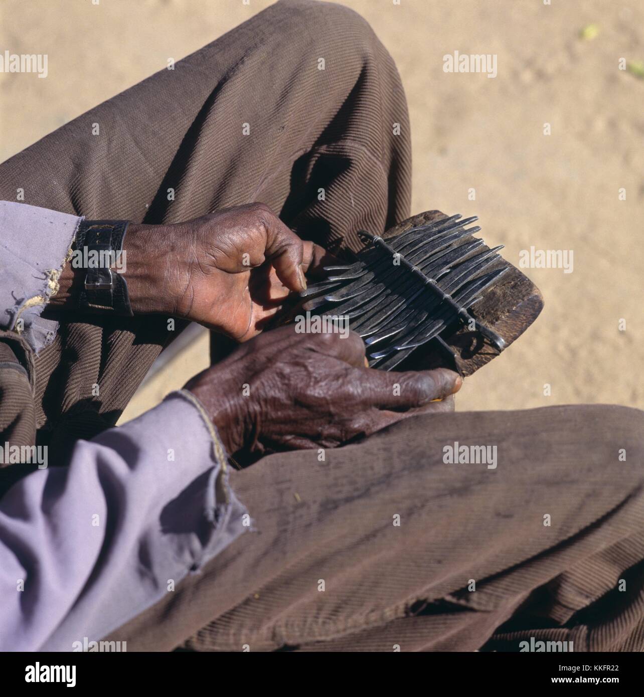 Musicial instrument hi-res stock photography and images - Alamy