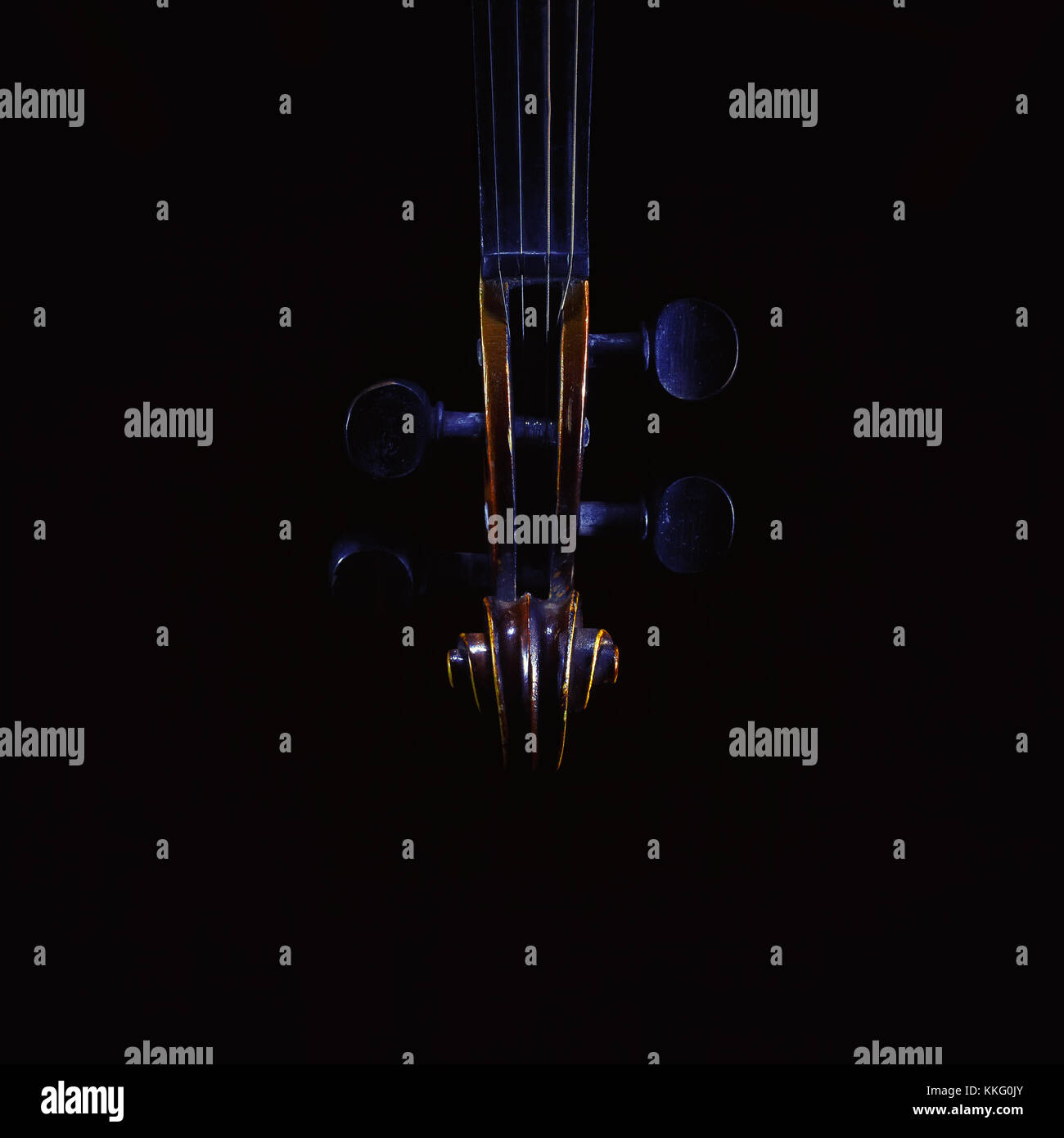 Violin shape hires stock photography and images Alamy