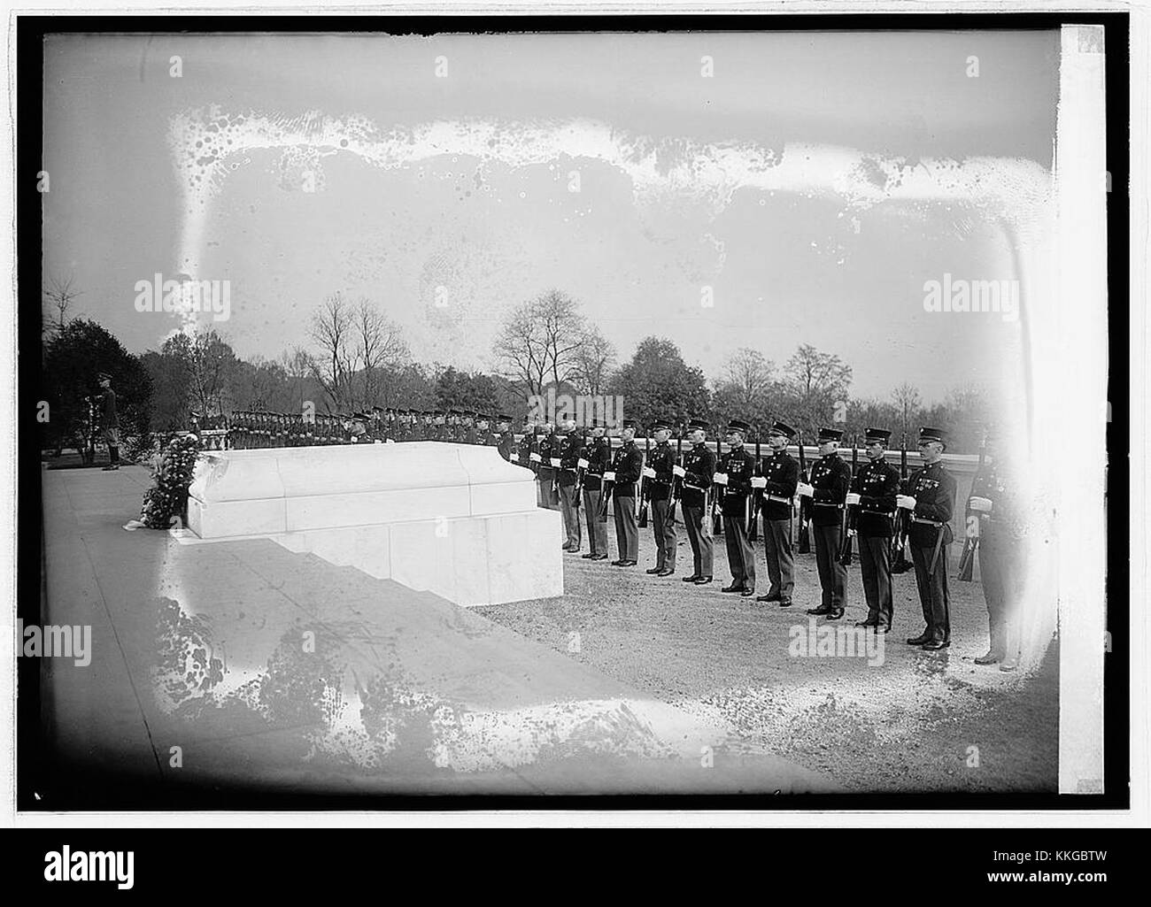 Tomb of Unknown soldier Nov 11 1922 Stock Photo - Alamy