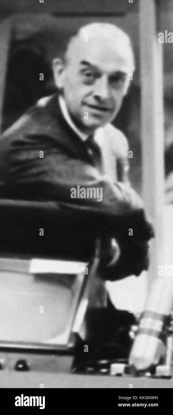 Monitor frank gallop 1957 Stock Photo Alamy