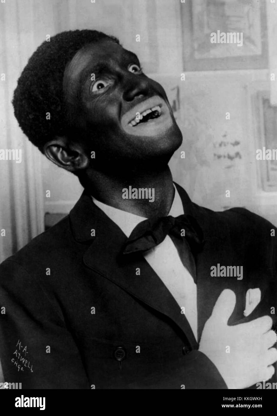 Blackface actor hi-res stock photography and images - Alamy, image size:925x1390
