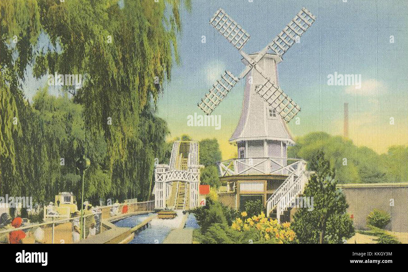 The Mill Chute Ride at Hersheypark is a popular water ride that takes ...