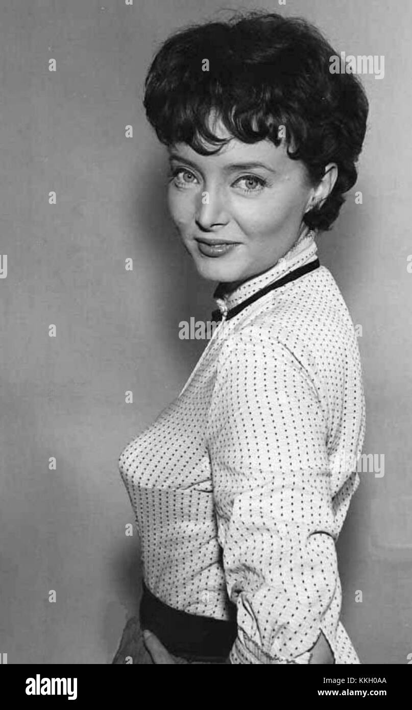 Carolyn Jones 1961 Stock Photo