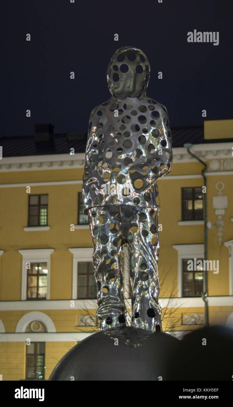 Steel sculpture by Pekka Kauhanen depicts a hero of the Finnish Winter War 1939-40. Credit: Hannu Mononen/Alamy Live News Stock Photo