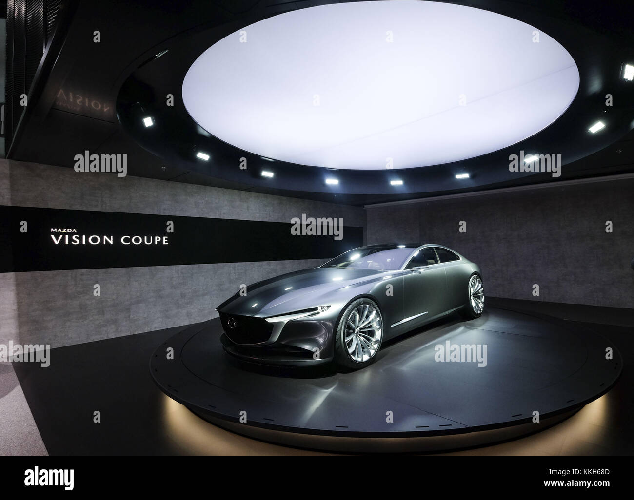 Los Angeles, California, USA. 30th Nov, 2017. The Mazda Vision Coupe ...