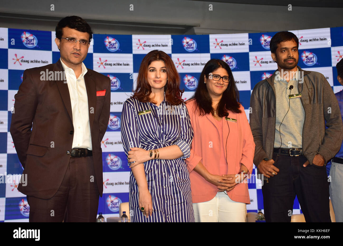 Mumbai, India. 30th Nov, 2017. L-R: Sourav Ganguly, former Indian cricketer, Twinkle Khanna, film actress, Ms. Priya Nair, Executive Director, Home Care at HUL, P. Gopichand, former badminton player turned India's most successful badminton coach at the launch of Surf excel's latest campaign #HaarKoHarao in Mumbai at hotel Taj Lands End in Mumbai. Credit: SOPA/ZUMA Wire/Alamy Live News Stock Photo