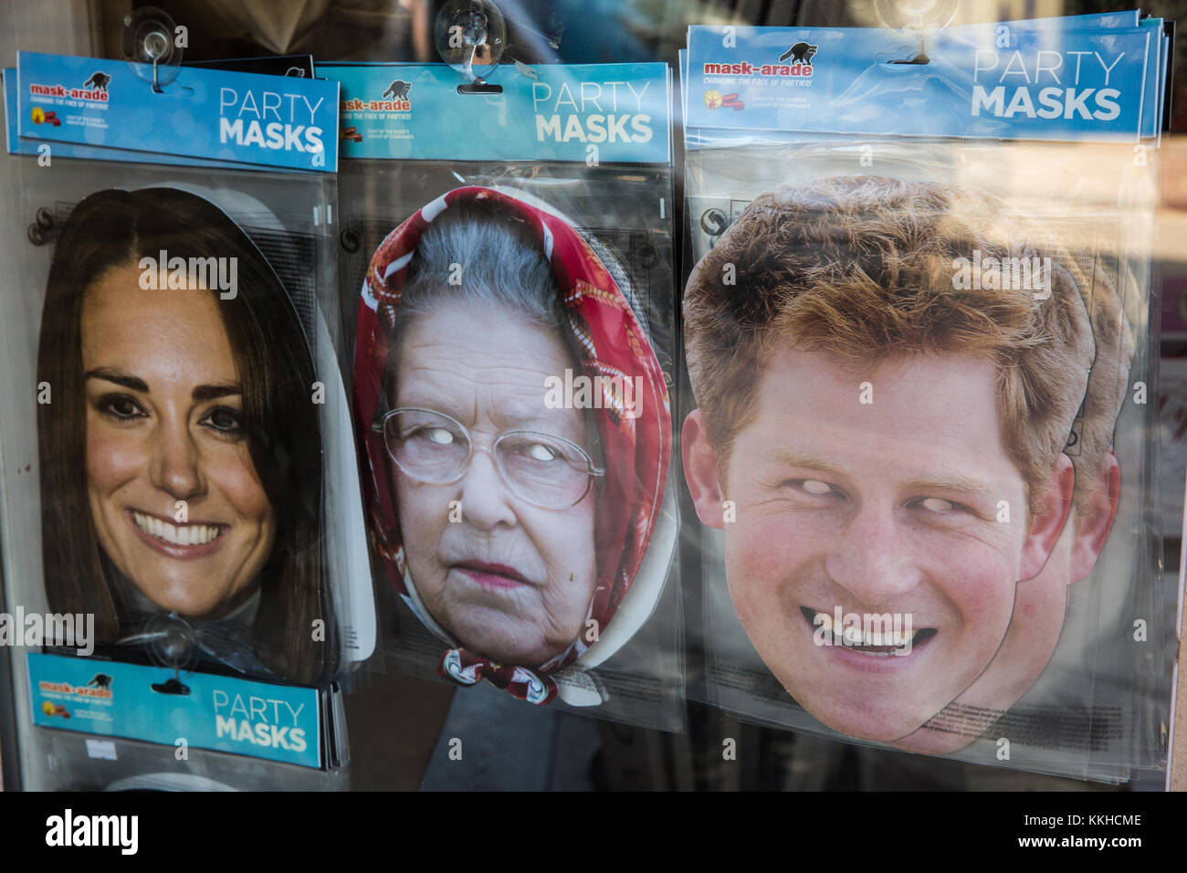 Eton, UK. 1st Dec, 2017. Royal souvenirs in the window of a gift shop. Credit: Mark Kerrison/Alamy Live News Stock Photo