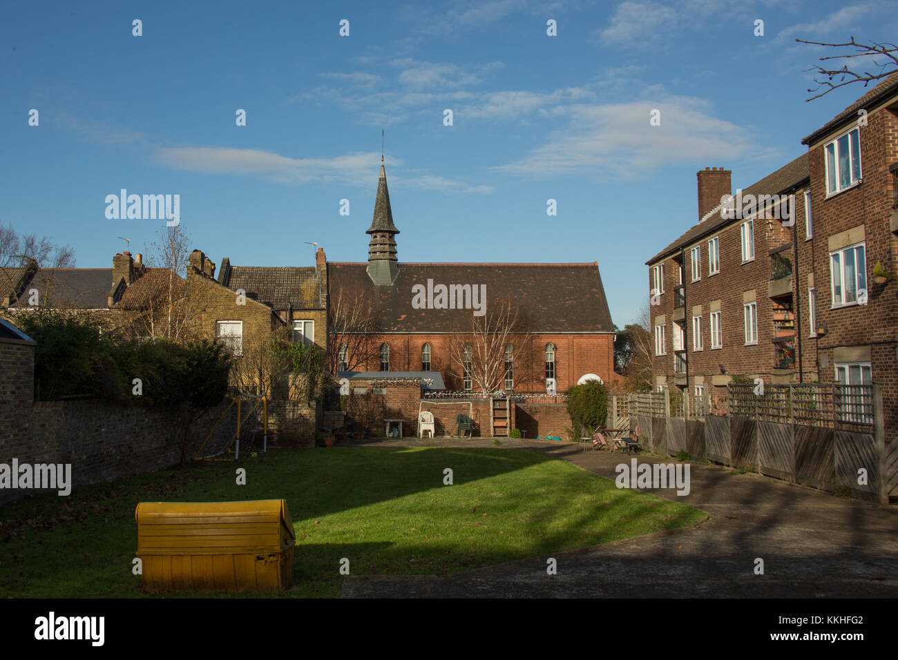 Peckham, London, UK. 1 December 2017. The Ancient and Mystical Order