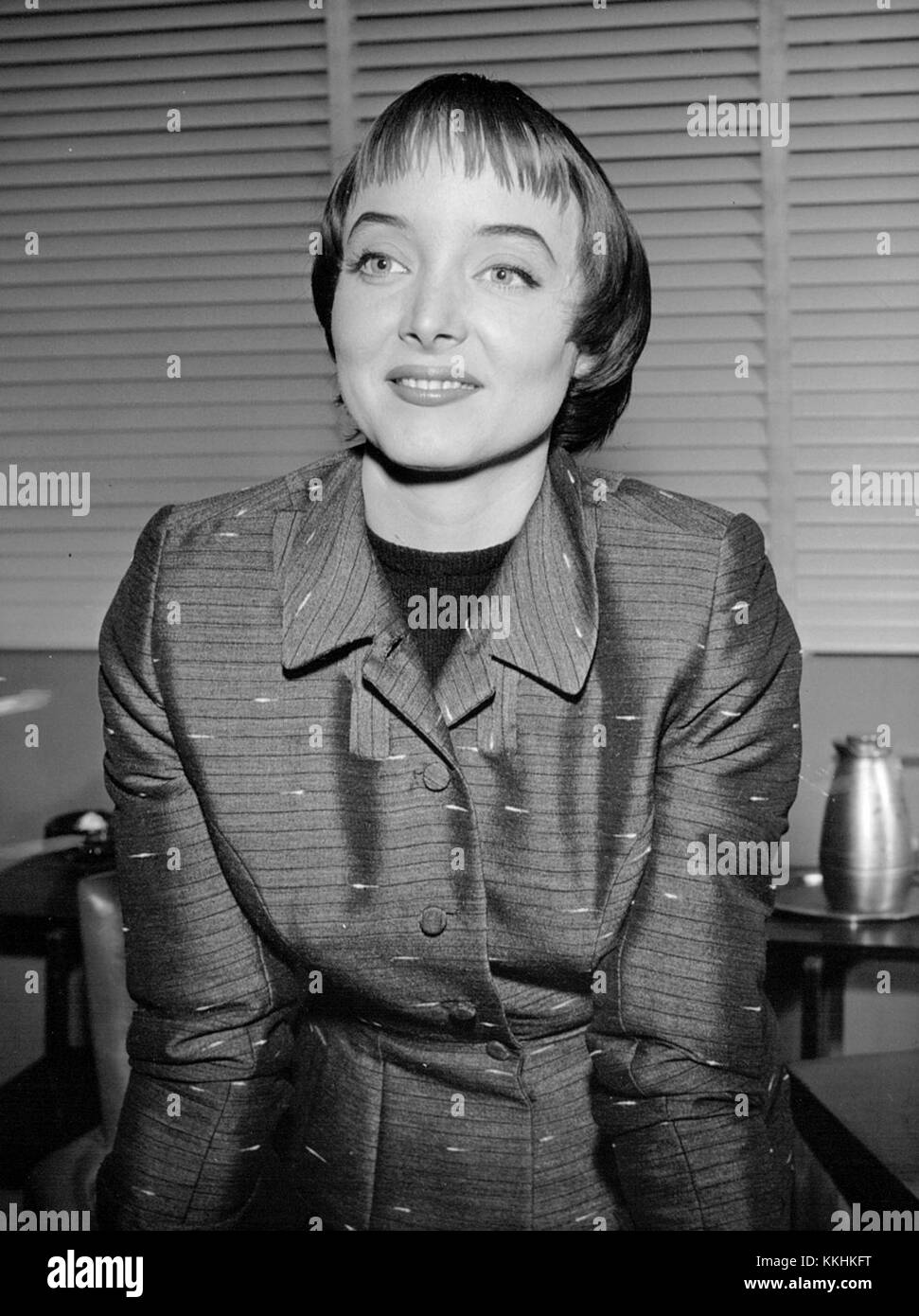 Carolyn Jones The Millionaire 1958 Stock Photo