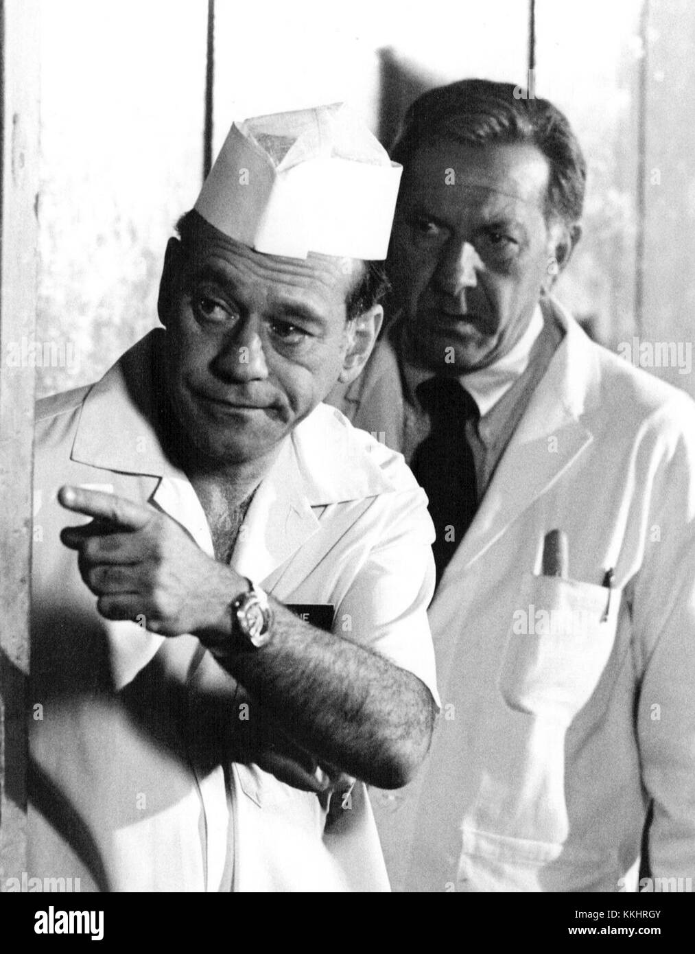 Jack Klugman Quincy 1977 Stock Photo Alamy