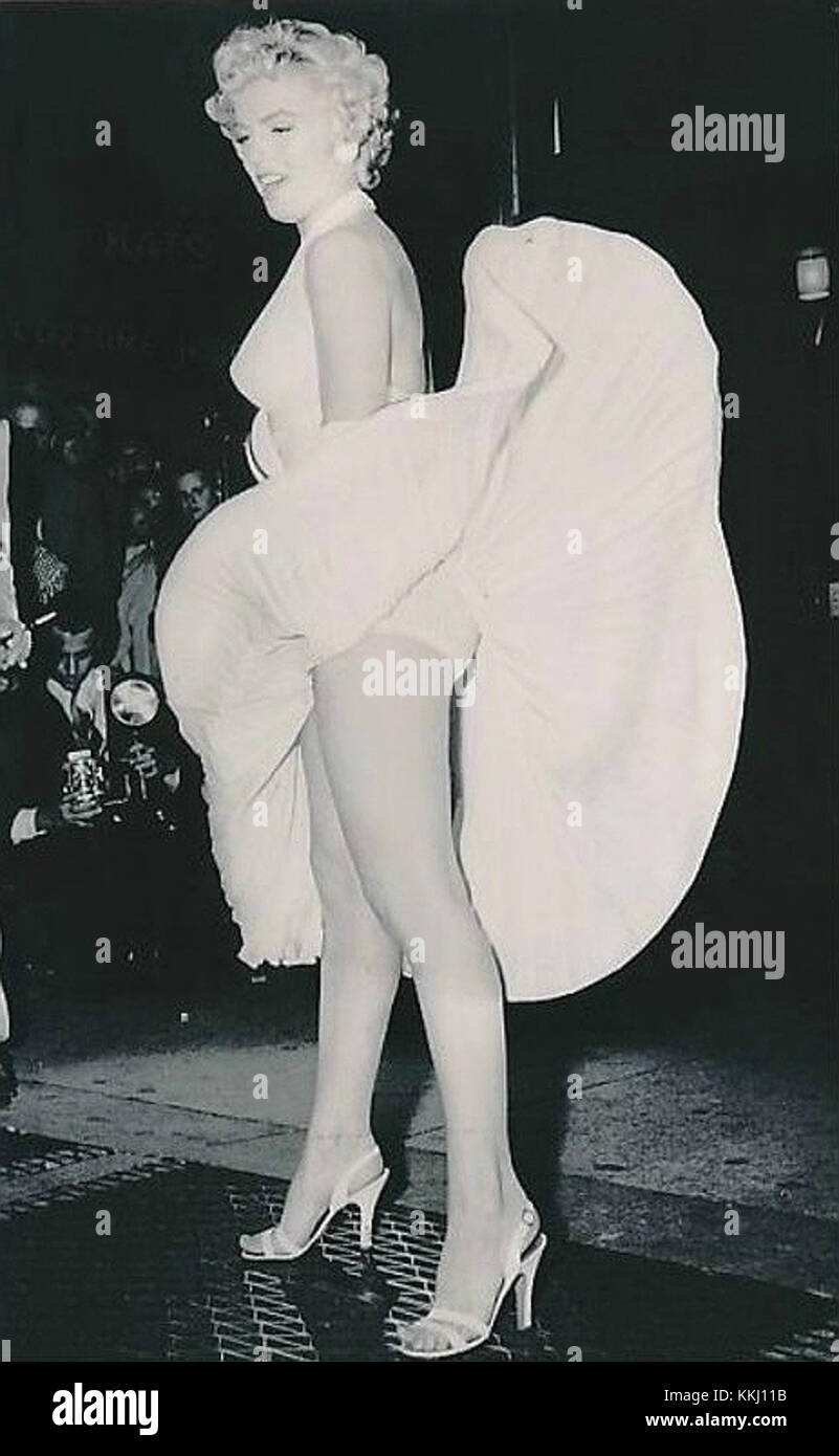 Marilyn Monroe Skirt Seven Year Itch Stock Photo Alamy