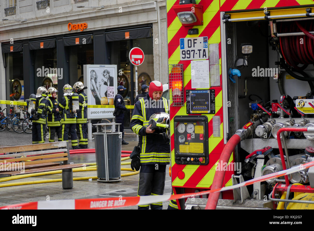 Heavy security disposal after a Gas leak alert in the city center, Lyon