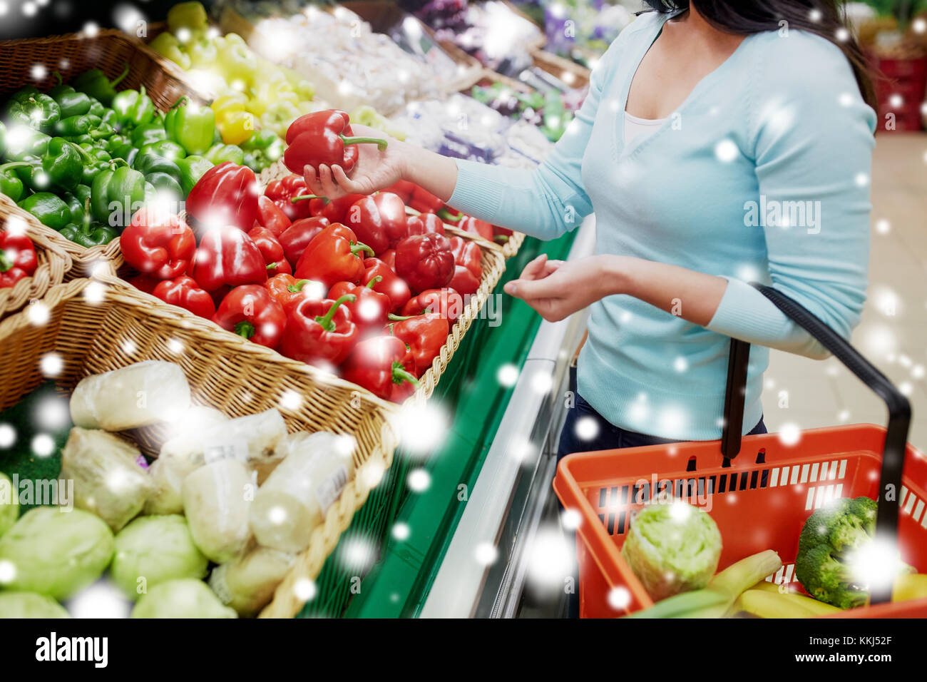 customer buying peppers at grocery store Stock Photo Alamy