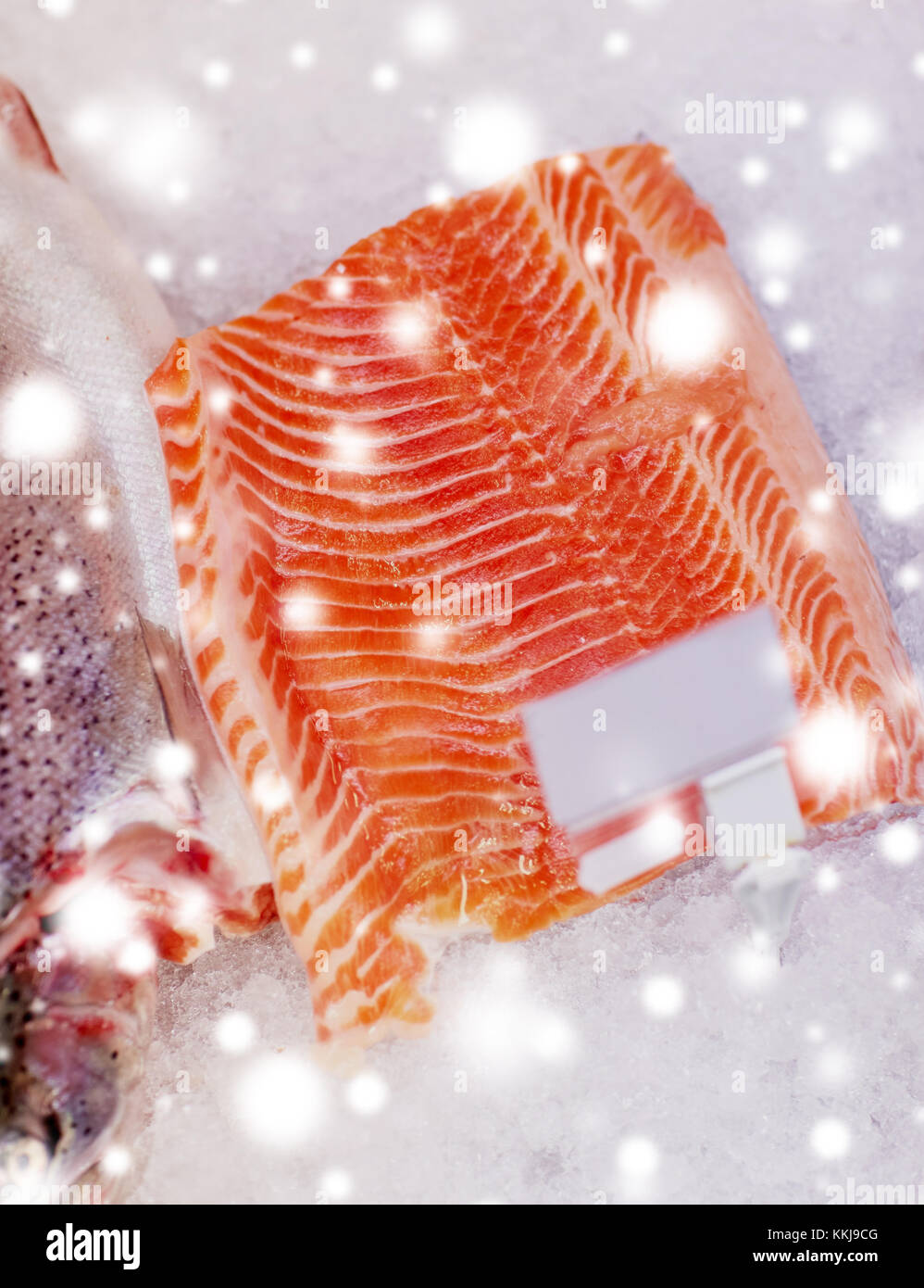 salmon fish fillet on ice at grocery Stock Photo Alamy