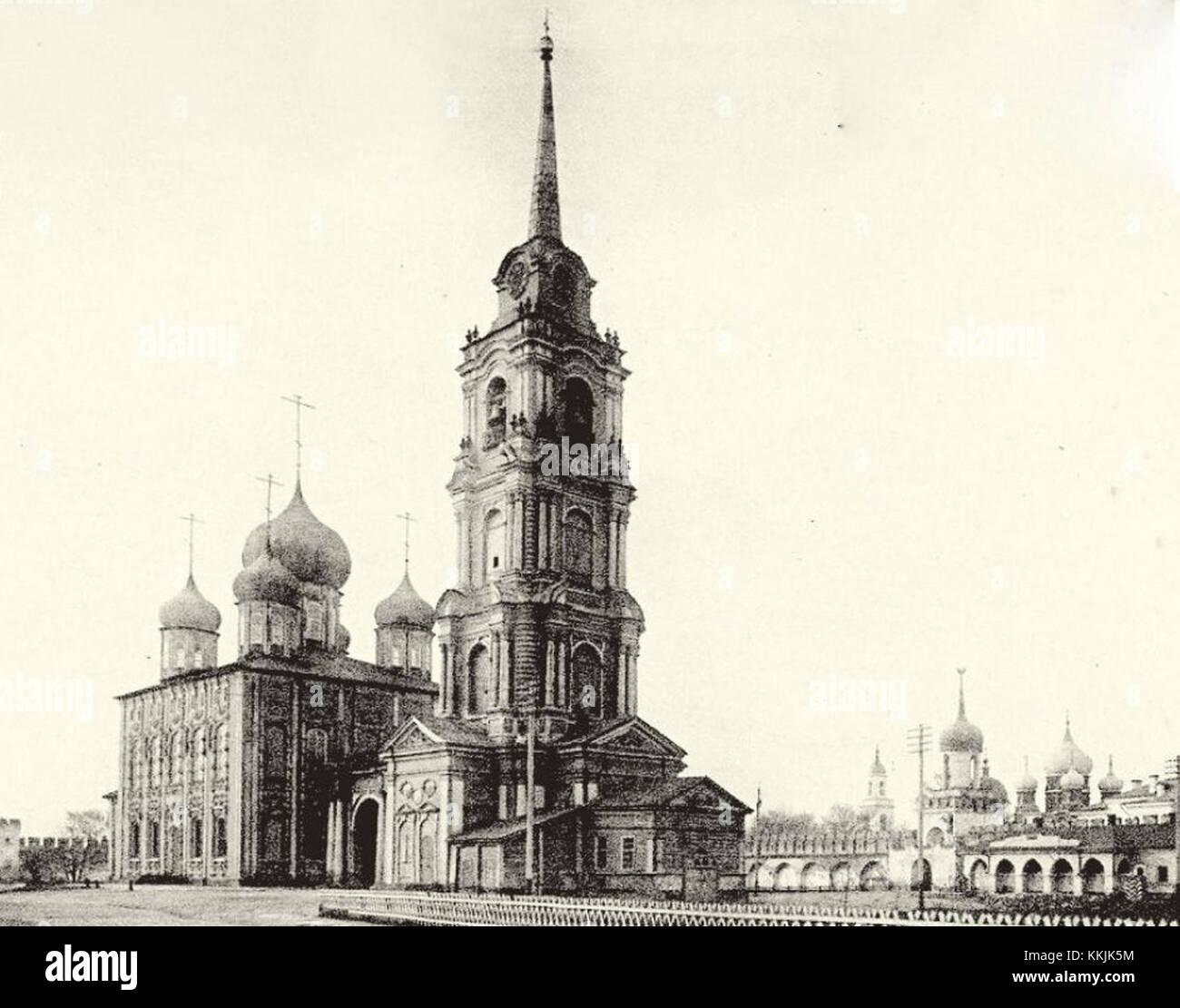 Тула в 18 веке. Колокольня Успенского собора Тула. Колокольня Тула Кремль.