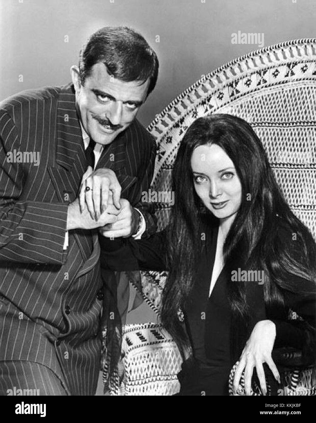 Figurines Funko Pop! La Famille Addams - Morticia Et Gomez Noir Et Blanc, Pack De 2 (environ 9,5 Cm) - 6