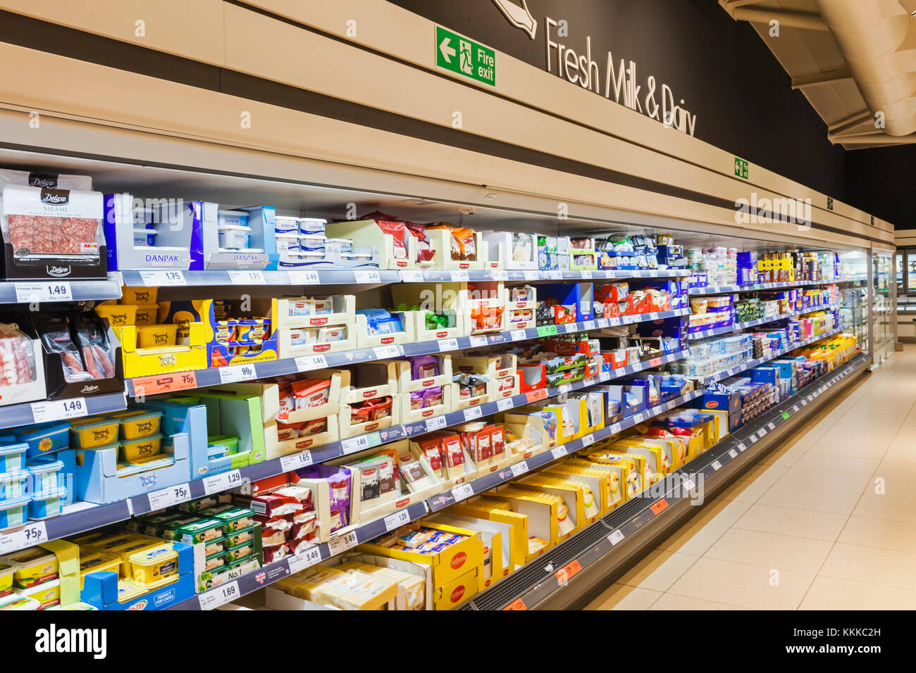 England London Lidl Supermarket Shelf Display Stock Photo 166998345 england-london-lidl-supermarket-shelf-display-stock-photo-166998345