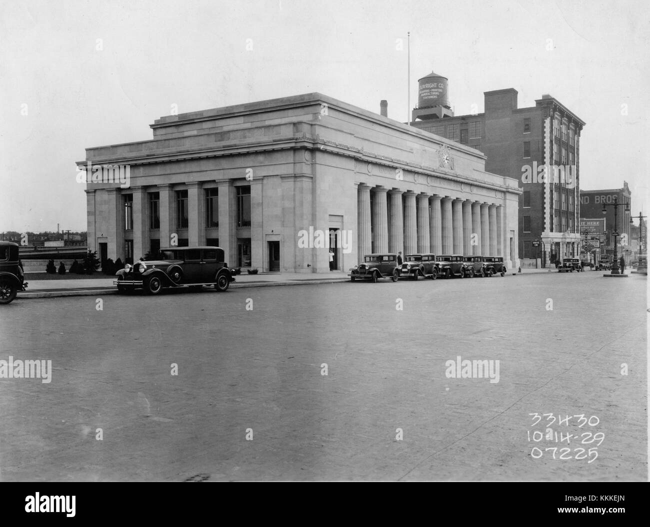 North Broad Street station, October 1929 Stock Photo Alamy