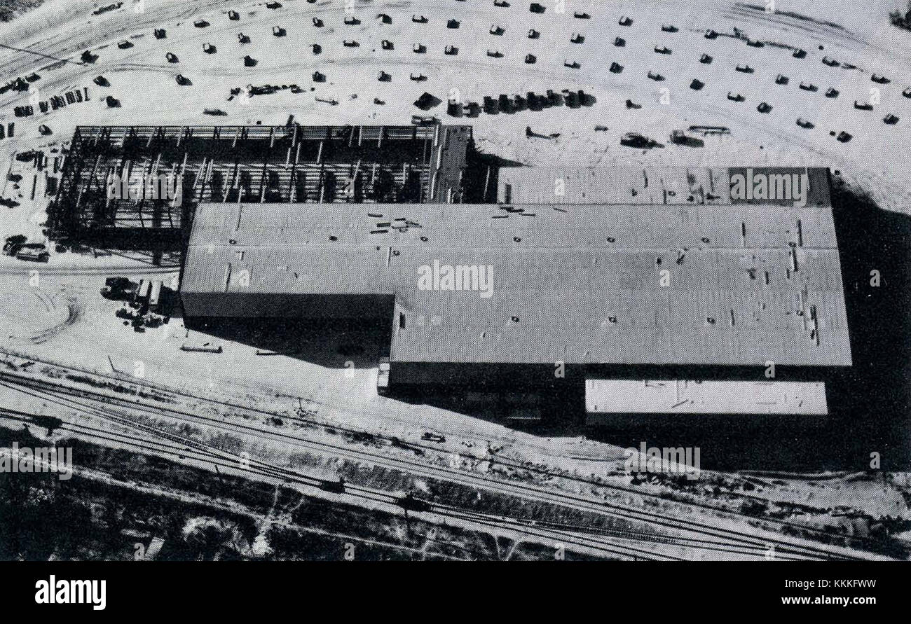 Rensselaer Turboliner maintenance facility construction, January 1977