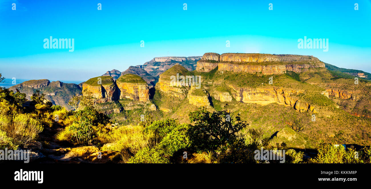 View of the Three Rondavels at the Blyde River Canyon viewpoint on the Panorama Route in ...