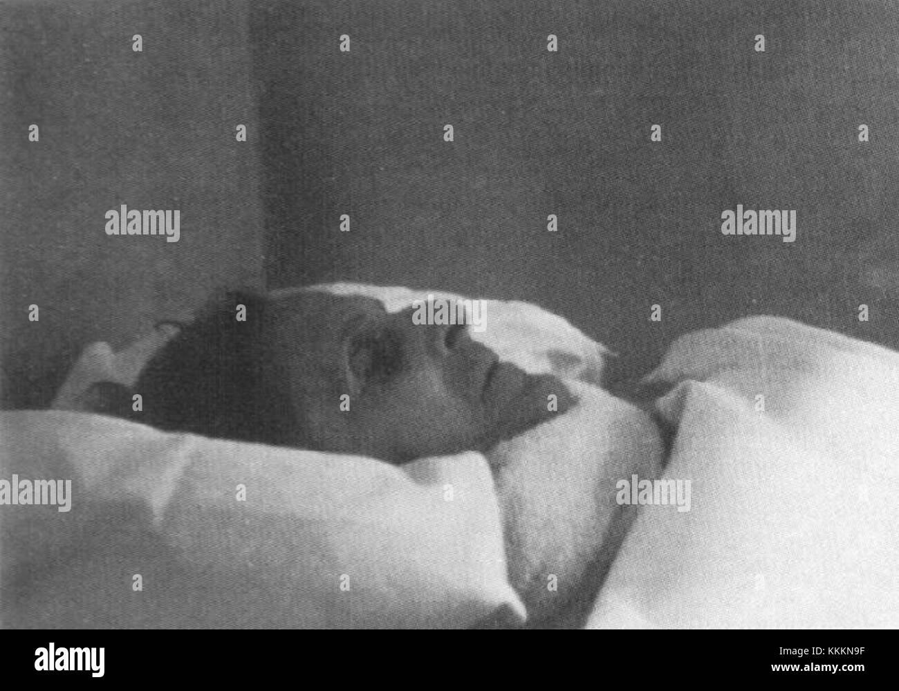 Death bed hi-res stock photography and images - Alamy