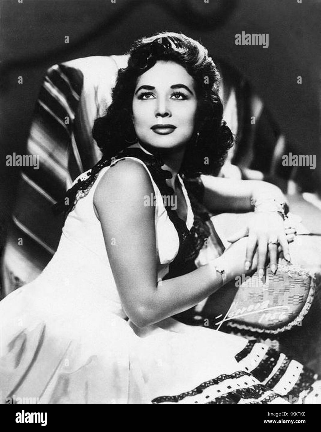 Flor silvestre hi-res stock photography and images - Alamy