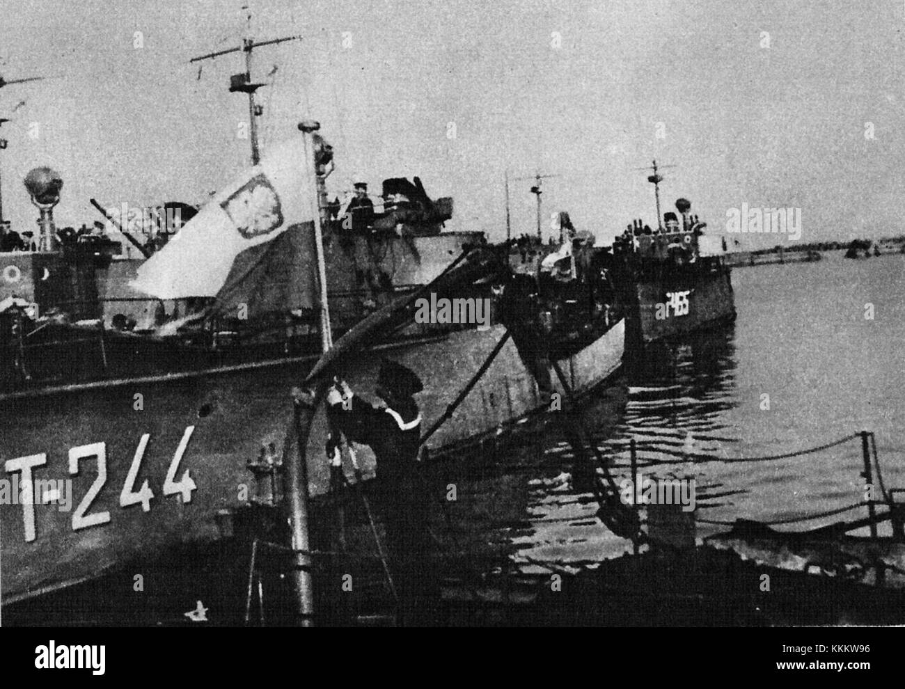 Tral Black and White Stock Photos & Images - Alamy