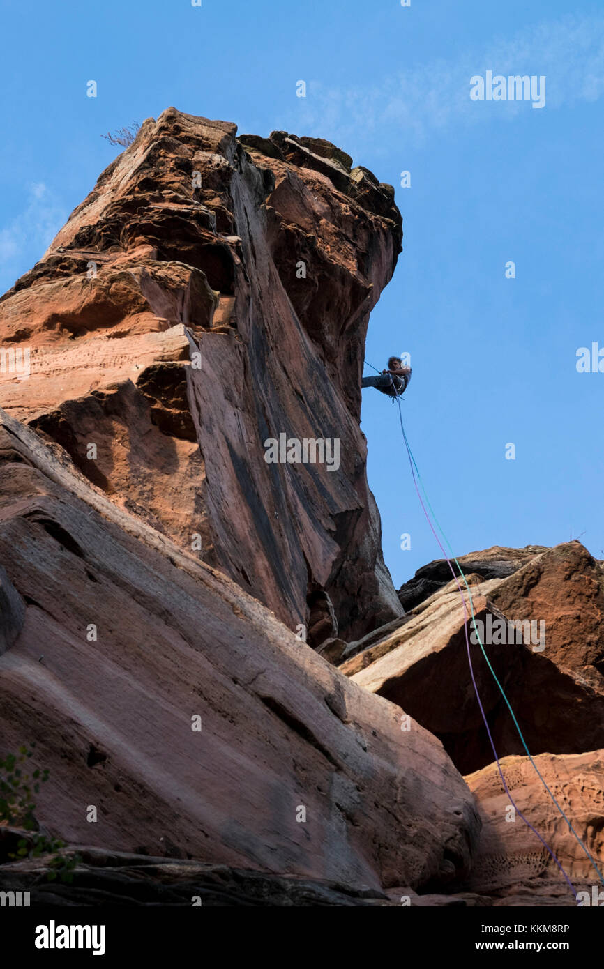 Climber at the PK edge on the Hochsteinnadel, Dahner Felsenland, Palatine Forest, Rhineland-Palatinate, Germany, Stock Photo