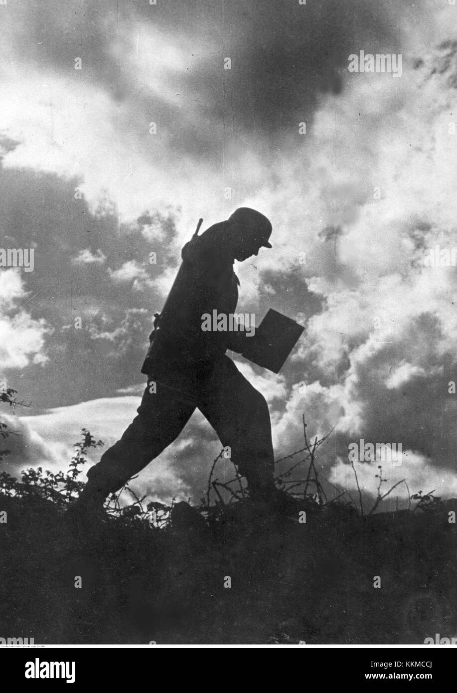 German soldiers operating Black and White Stock Photos & Images - Alamy
