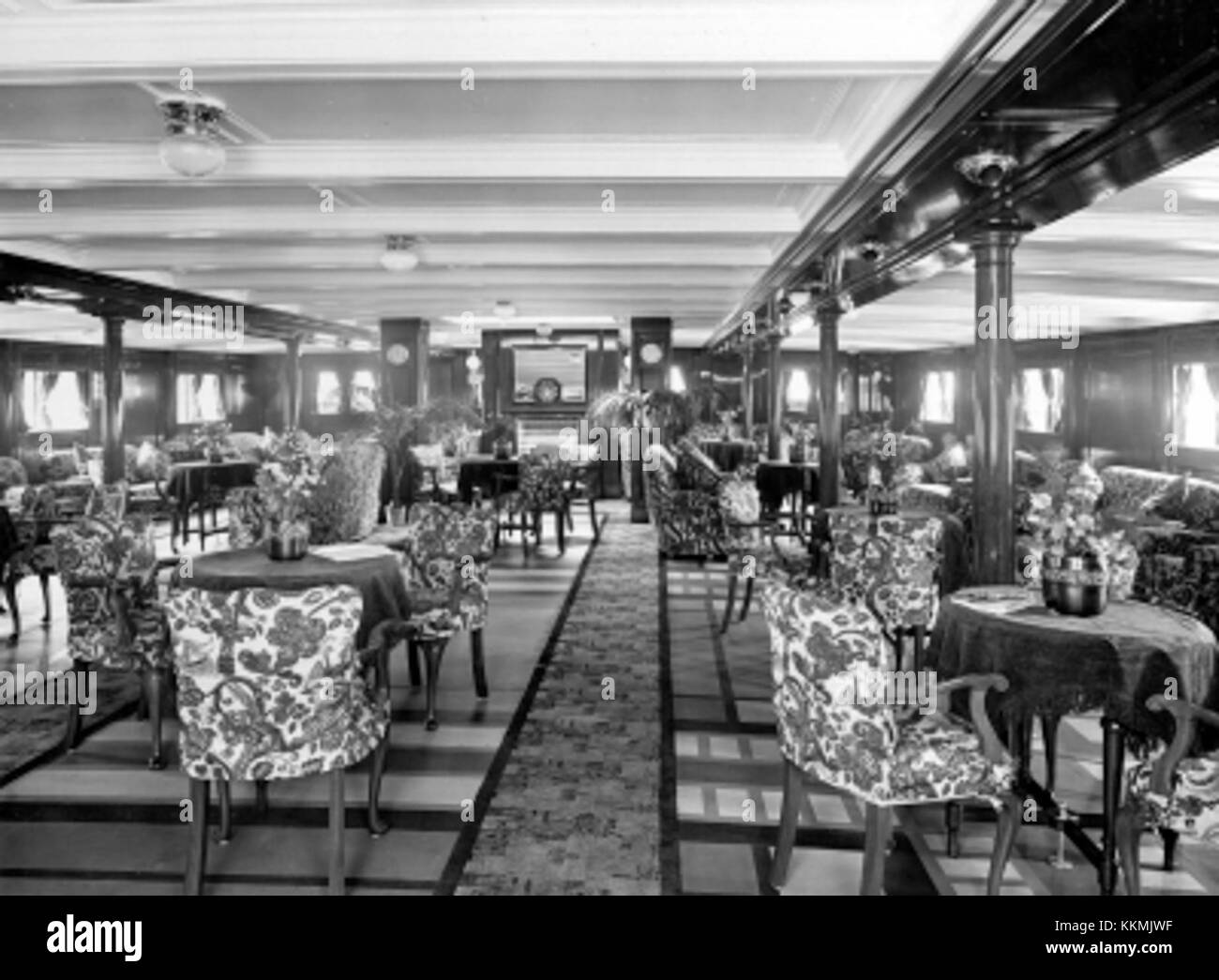 First Class Lounge on Lady of Mann Stock Photo - Alamy