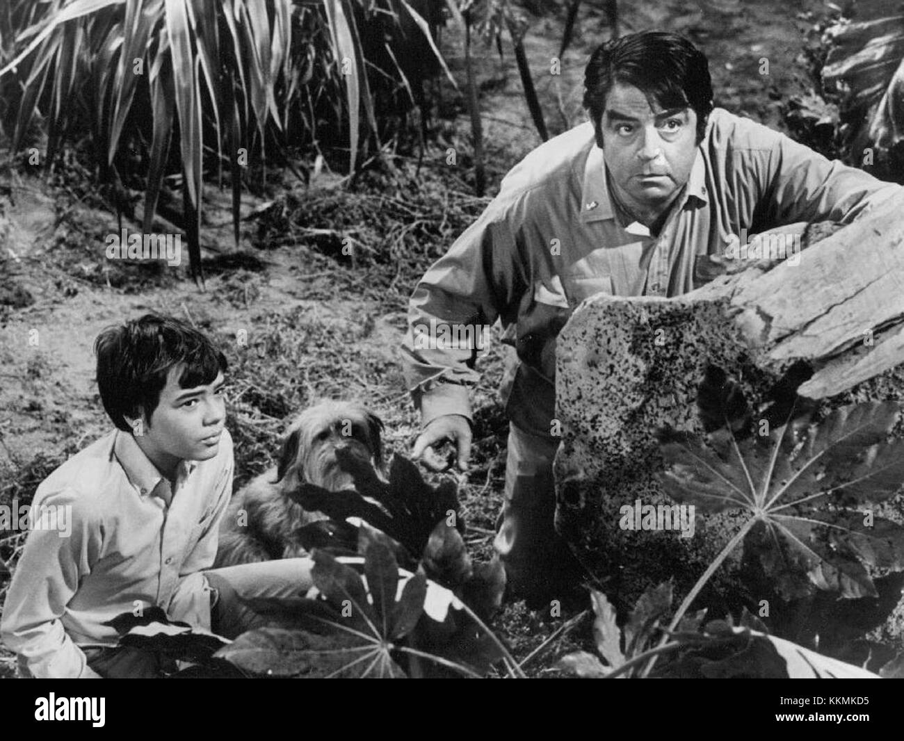 Land of the Giants Arngrim Kasznar 1969 Stock Photo Alamy
