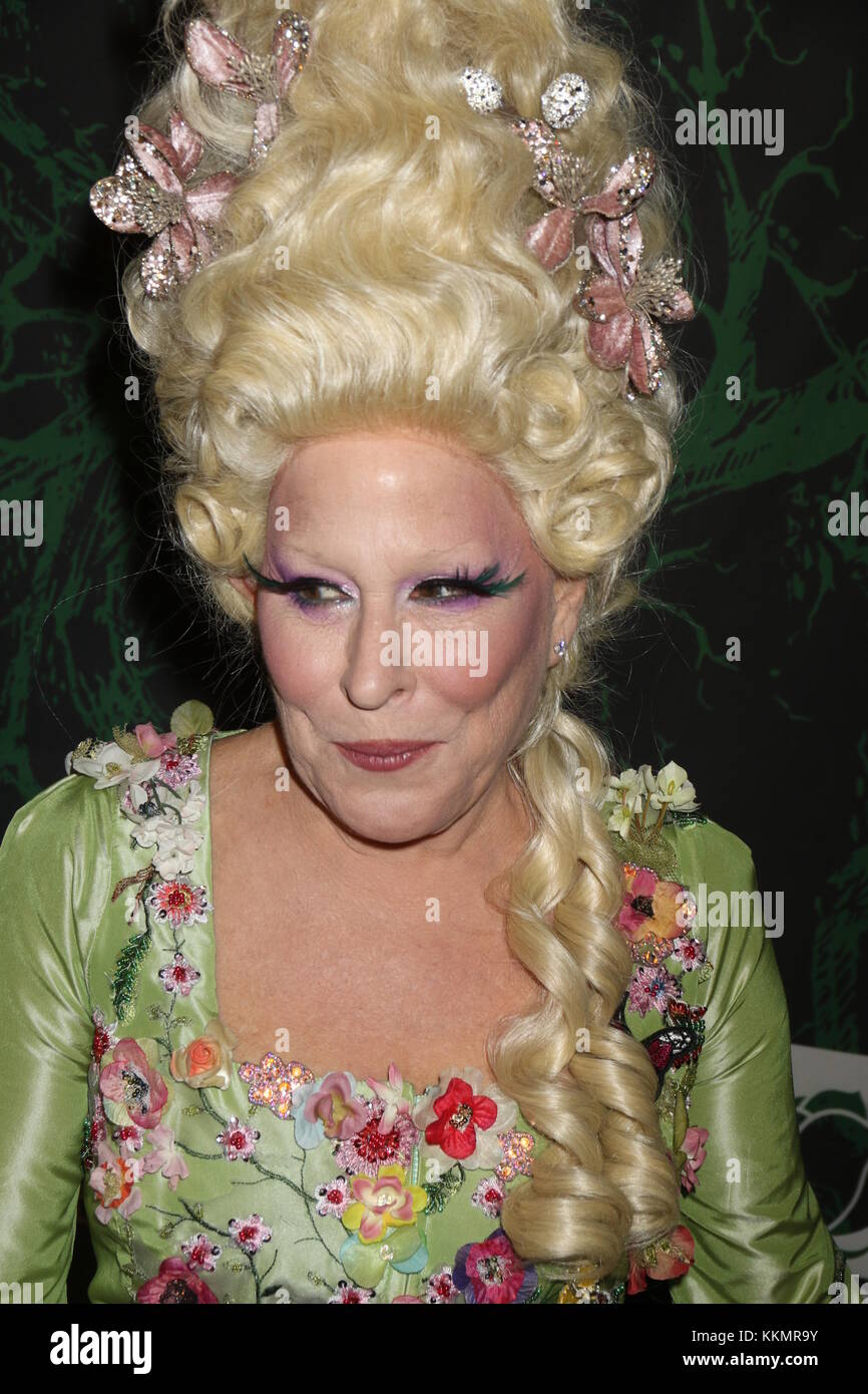 Bette Midler's 2017 Hulaween event held at The Cathedral of St. John