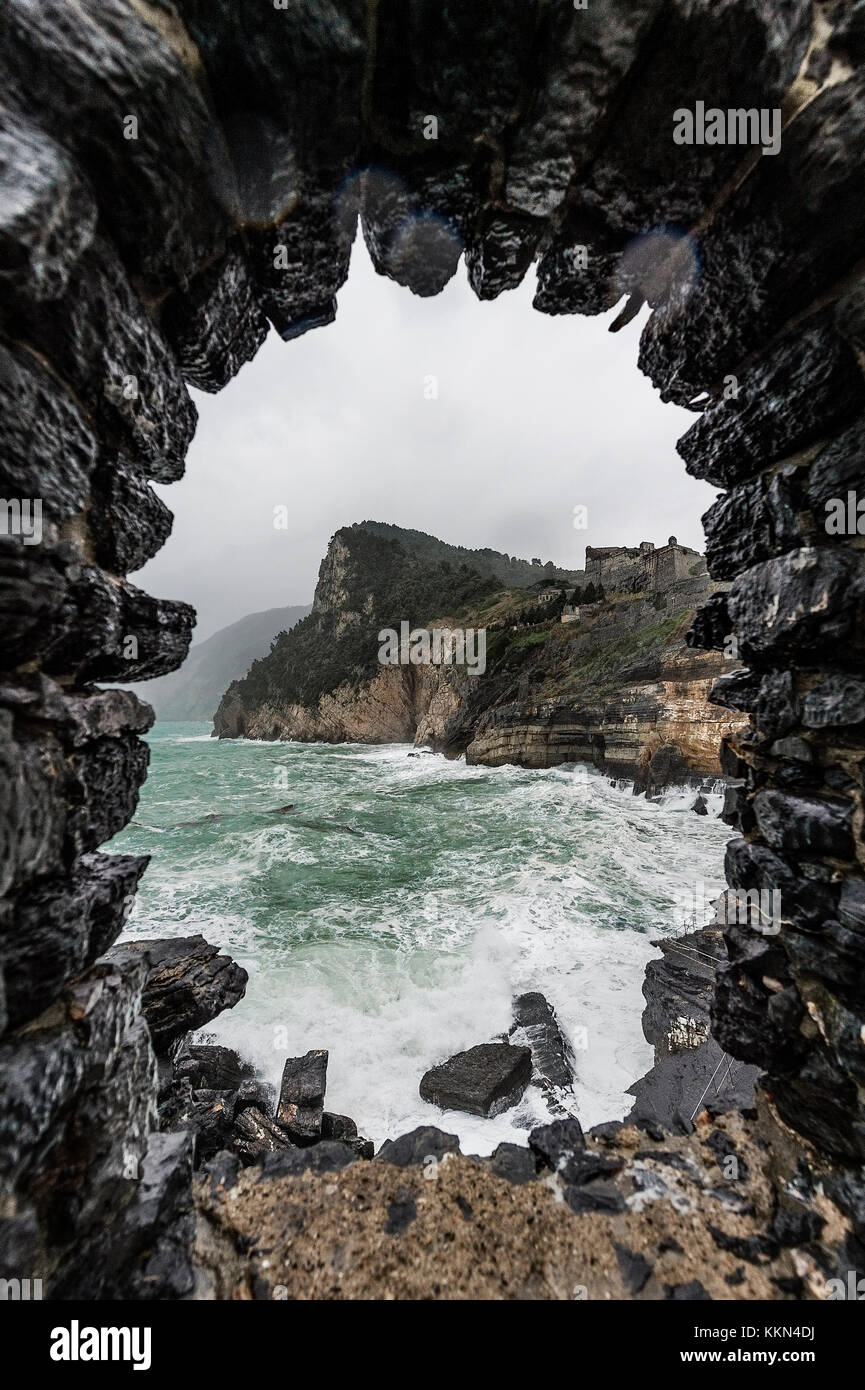 Ruin portal view of rugged Ligurian coast, Italy. Stock Photo