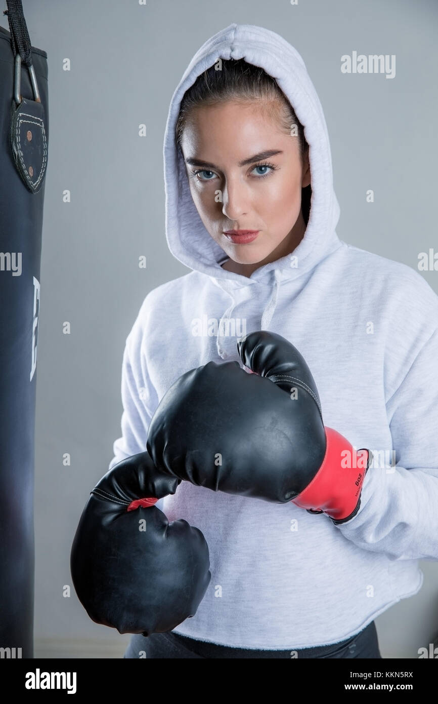 Melissa, is a fitness model and fitness trainer using boxing as an ...
