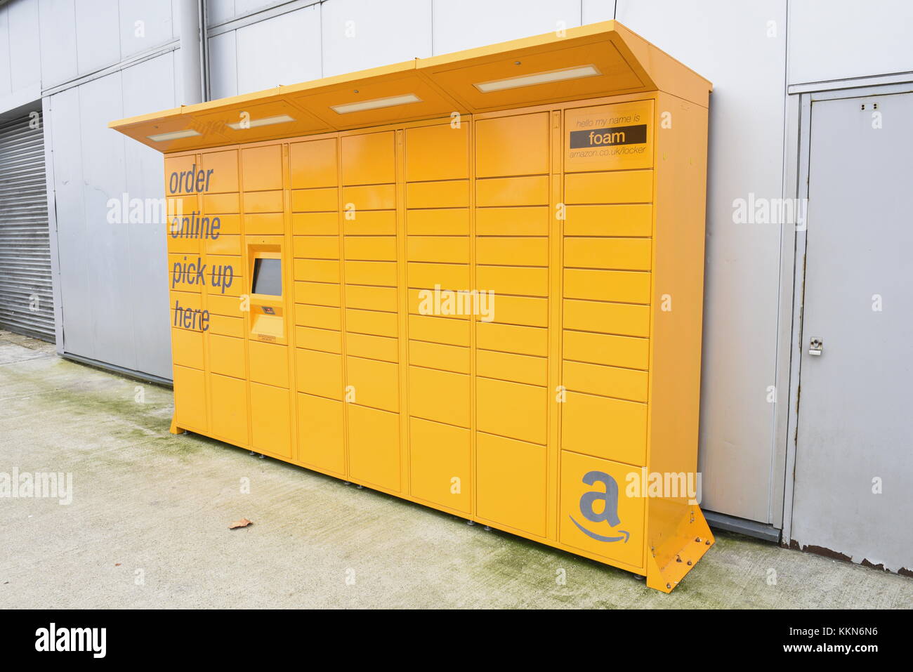 Amazon Locker, online pick up lockers in Milton Keynes, England UK. Amazon  Lockers are self-service kiosks where customers can collect or return their  Stock Photo - Alamy