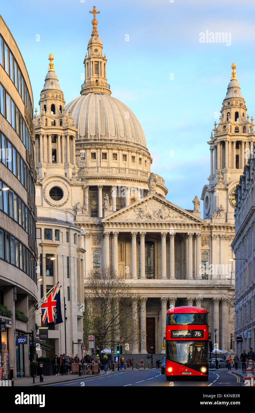 Great Britain, England, London, Red London bus in front of St Paul's Cathedral in the City of London financial district and CBD Stock Photo