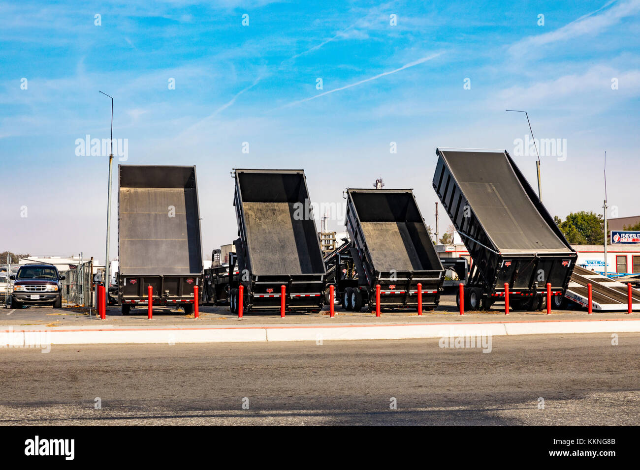 A Dealer that sells dump trailers near Bakersfield California Stock