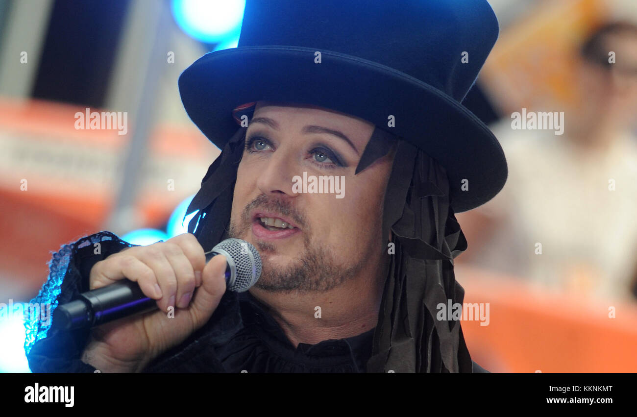 Boy george performs on nbcs hi-res stock photography and images - Alamy